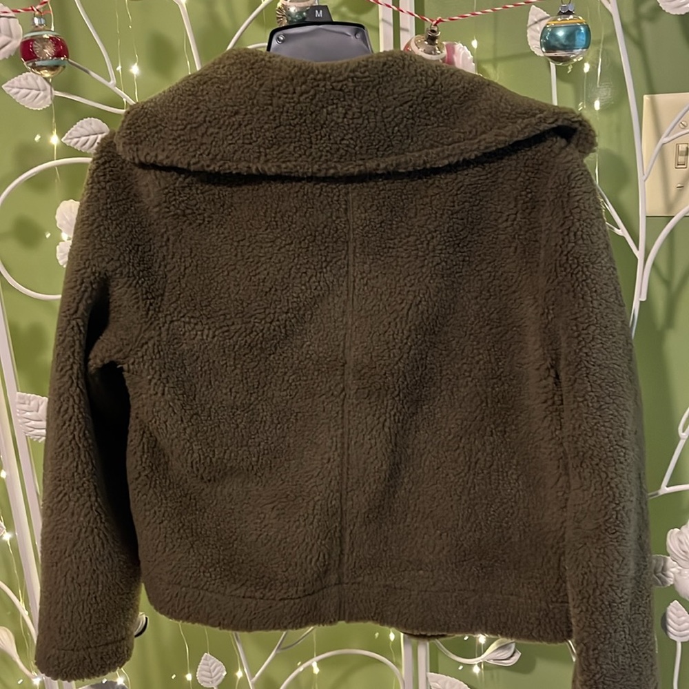 Banana Republic Sherpa Jacket - Picture 3 of 5